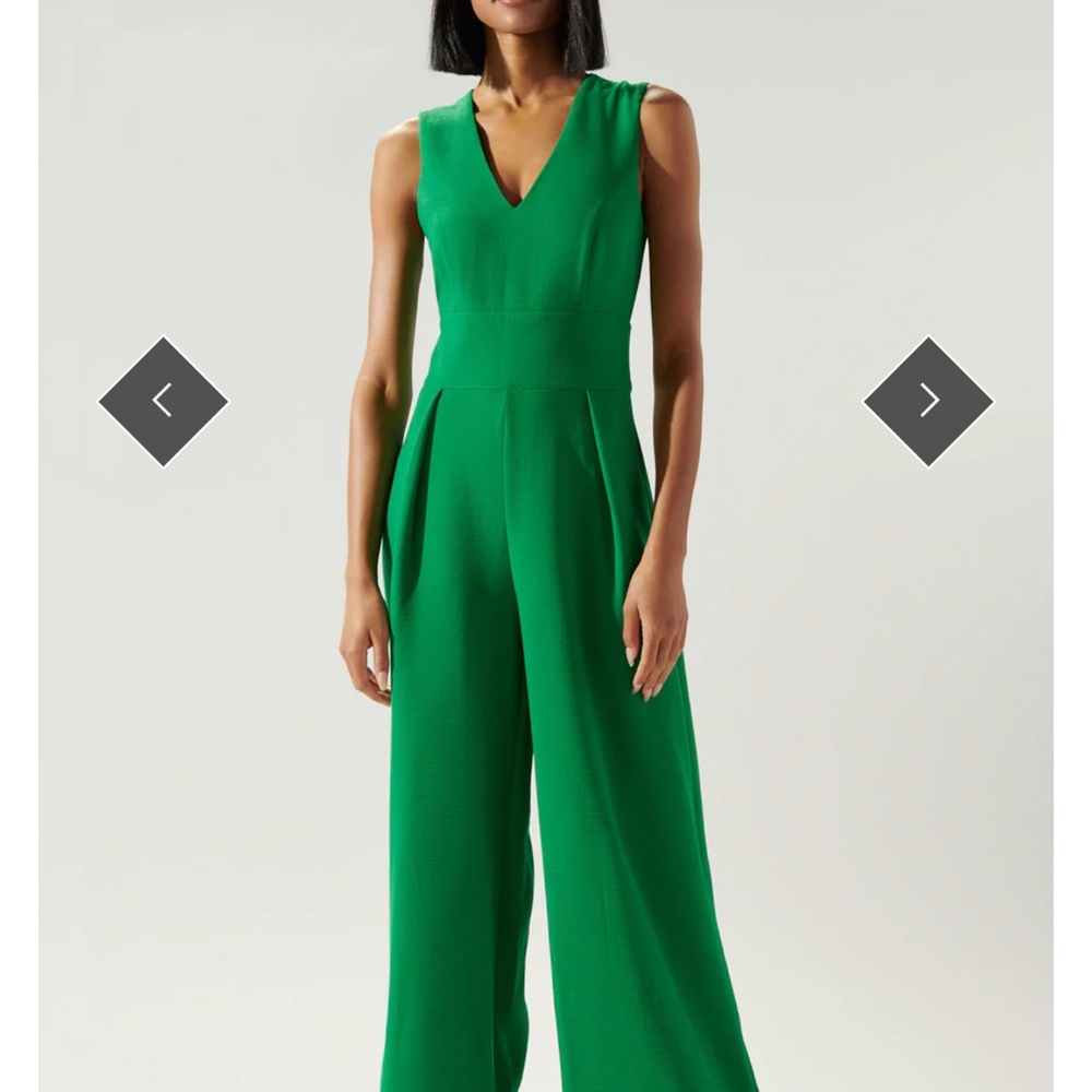 Womens Wide-legged jumpsuit Medium. From Macys Mauve